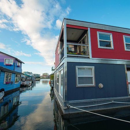 A Float Home B&B In Fisherman'S Wharf Вікторія Екстер'єр фото