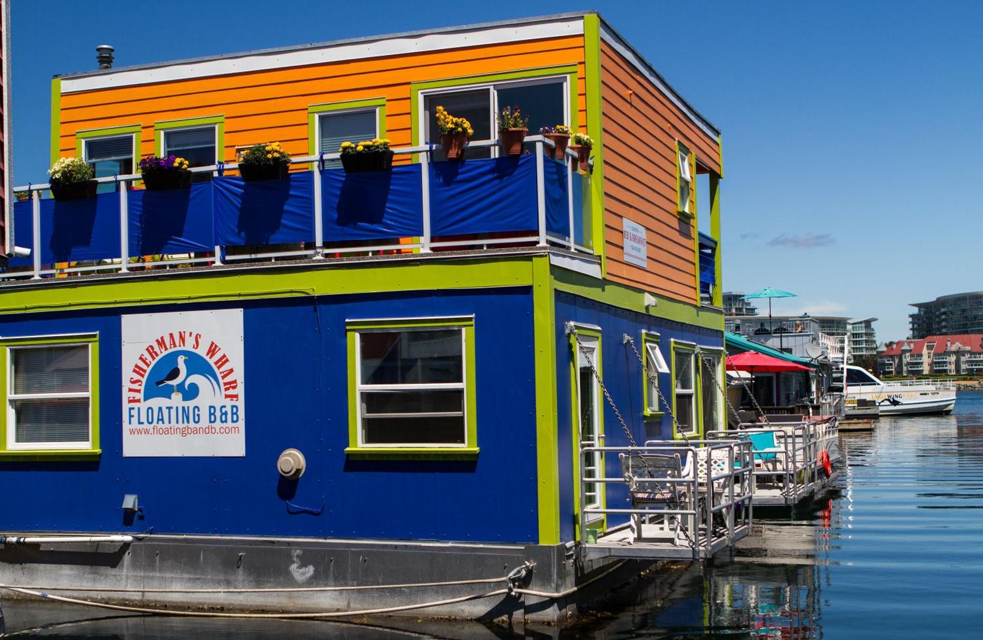 A Float Home B&B In Fisherman'S Wharf Вікторія Екстер'єр фото